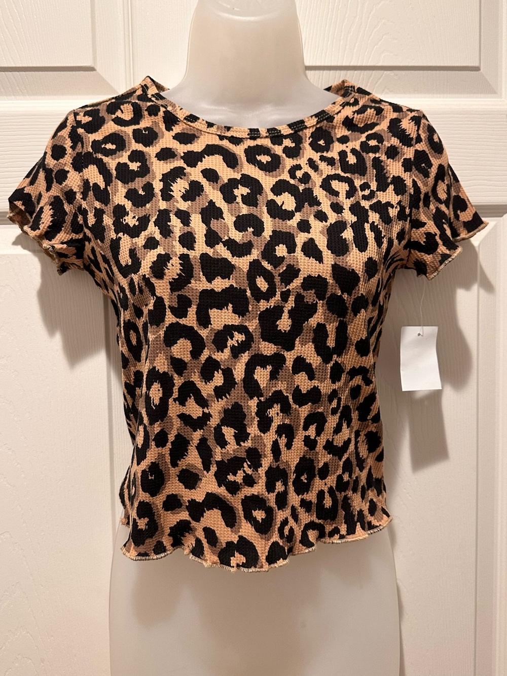 NWT Awake Leopard Print Waffle Knit Short Sleeve Top S Kohl’s Animal Print Basic